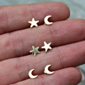 14k Gold Moon and Star Earrings